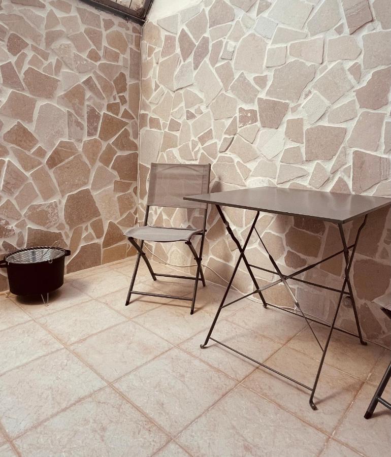 Lovely 2 Bedroom Rental Unit,Patio And Close Beach San Pietro in Bevagna Exteriér fotografie